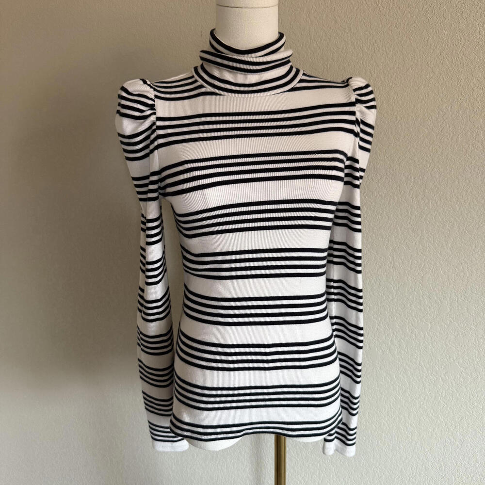 Veronica Beard Black and White Turtle Neck Size XS